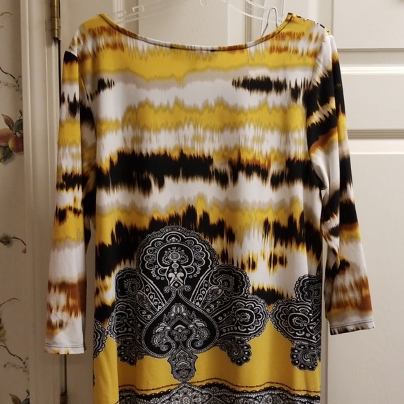 Top/ TUNIC - Picture 6 of 6